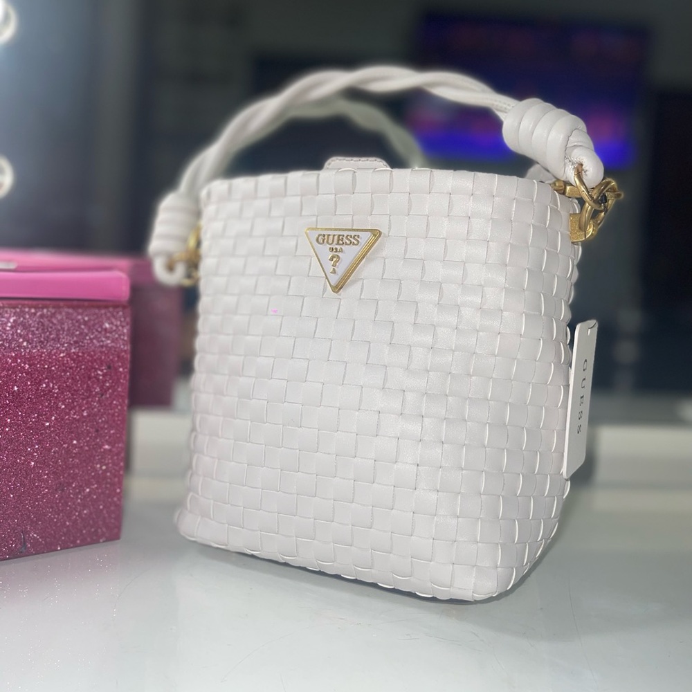 Brand New Guess Bag